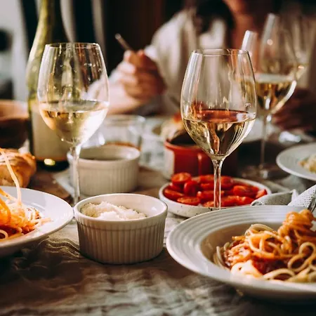 5 Stars - Luxury Premium Wellness