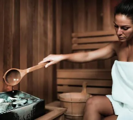 5 Stars - Luxury Premium Wellness *